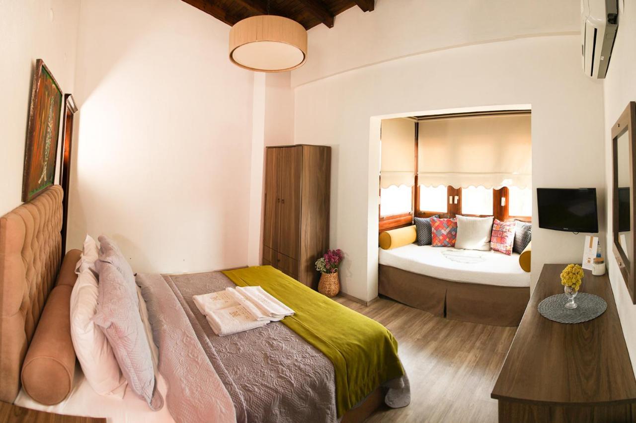 ZEVKLİLER ALAÇATI boutique hotel&fine dining Extérieur photo